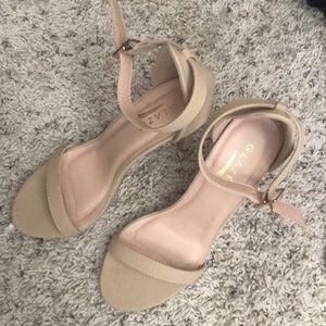 Sz 7.5 -> 3” Heels - gently worn